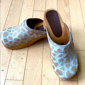 Sanita size 8.5 (39) miles